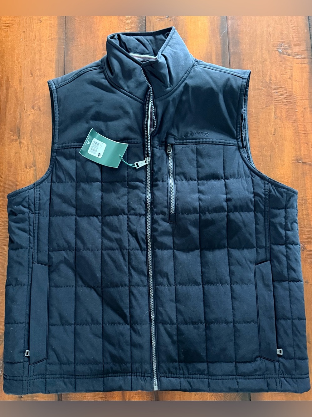 Orvis Black Quilted Men's Vest with Zip Pockets